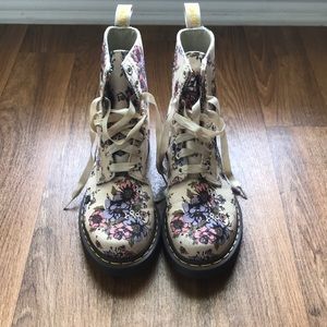 Dr Martens Boots
